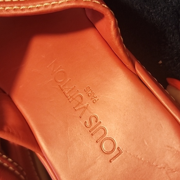 Louis Vuitton Sandals - Picture 2 of 10